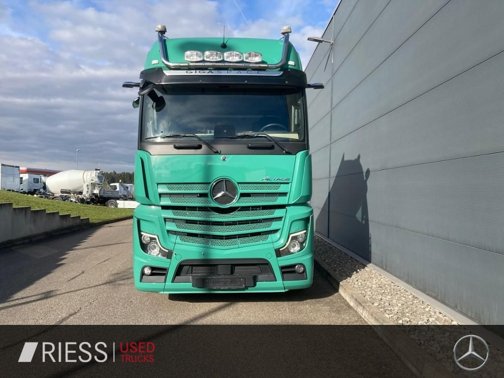 Mercedes-Benz Actros 1853 LS Giga Space Alcoa Hydraulik Navi Mercedes-Benz Actros 1853 LS Giga Space Alcoa Hydraulik Navi - Tahač: obrázek 5 Mercedes-Benz Actros 1853 LS Giga Space Alcoa Hydraulik Navi Mercedes-Benz Actros 1853 LS Giga Space Alcoa Hydraulik Navi - Tahač: obrázek 5