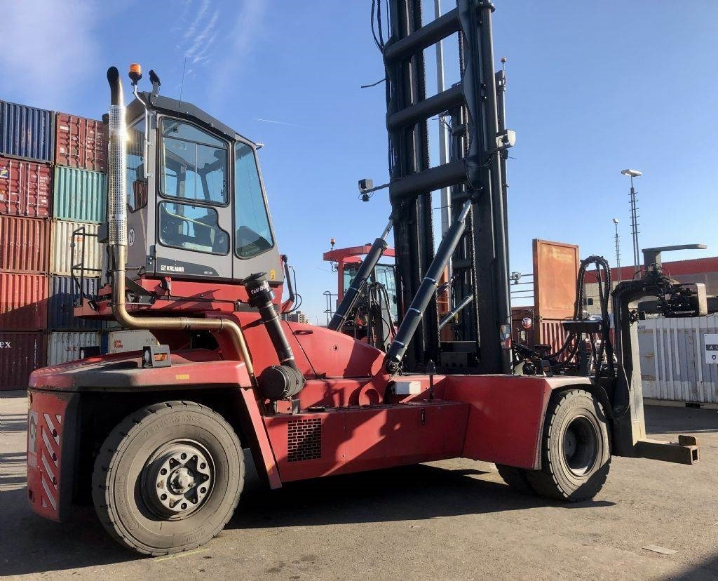 Kalmar DCF100-45E7 - Kontejnerový manipulátor: obrázek 4 Kalmar DCF100-45E7 - Kontejnerový manipulátor: obrázek 4
