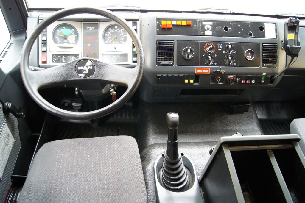 Hasičský vůz MAN 14.224 L80 4x4 /METZ TLF 16/25 Feuerwehr: obrázek 12