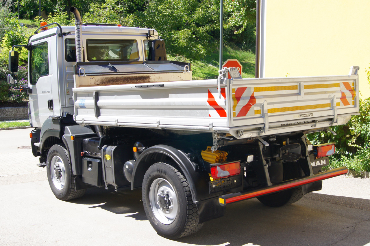 MAN TGM 13.290/4x4/TÜV/Euro 5/einzelbereift/Winterdienst - Sklápěč: obrázek 3 MAN TGM 13.290/4x4/TÜV/Euro 5/einzelbereift/Winterdienst - Sklápěč: obrázek 3