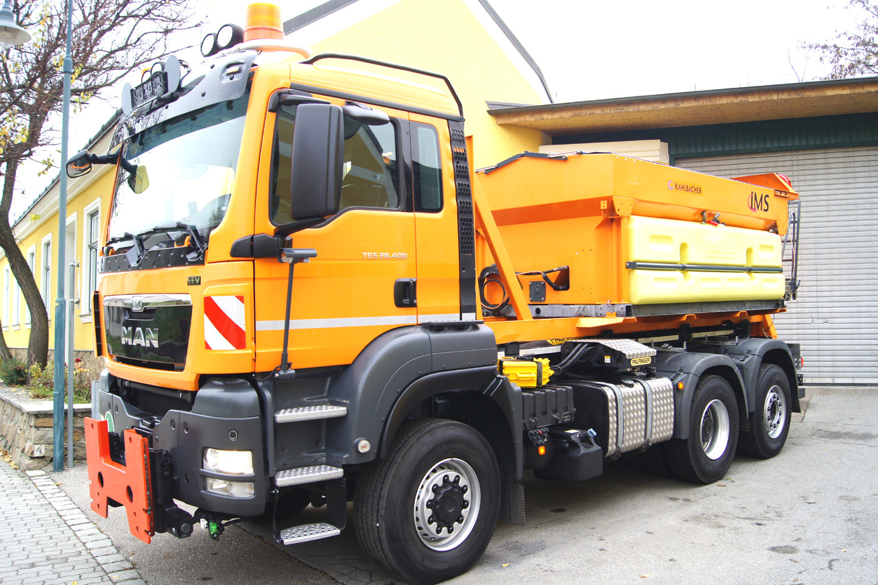 MAN TGS 28.400 BL 6x4-4/TÜV/PALIFT/Winterdienst/Salzstreuer/Streuer/Schneepflug - Sklápěč: obrázek 3 MAN TGS 28.400 BL 6x4-4/TÜV/PALIFT/Winterdienst/Salzstreuer/Streuer/Schneepflug - Sklápěč: obrázek 3