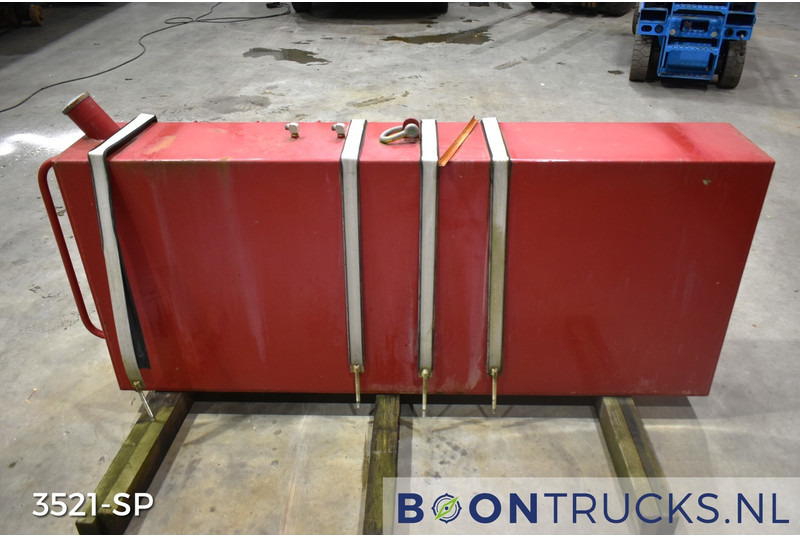 Onbekend BRANDSTOFTANK | L 30 x W 183 x H 77 cm * ca 400 L - Palivová nádrž: obrázek 2 Onbekend BRANDSTOFTANK | L 30 x W 183 x H 77 cm * ca 400 L - Palivová nádrž: obrázek 2