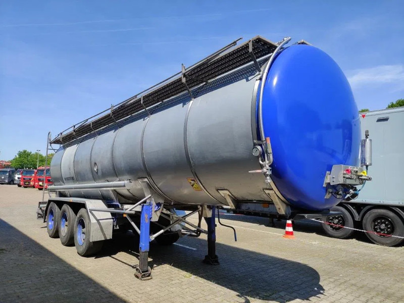 Burg 26165 liter Tankoplegger 1 kamer MET RVS Pomp - Cisternový návěs: obrázek 4 Burg 26165 liter Tankoplegger 1 kamer MET RVS Pomp - Cisternový návěs: obrázek 4