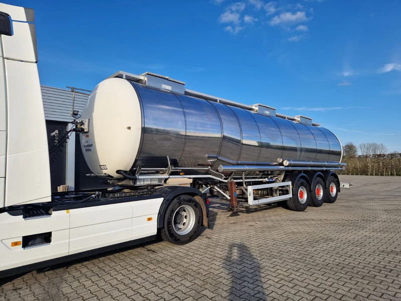 Feldbinder 38000 liter 3 kamer tankoplegger met CIP Leiding - Cisternový návěs: obrázek 1 Feldbinder 38000 liter 3 kamer tankoplegger met CIP Leiding - Cisternový návěs: obrázek 1