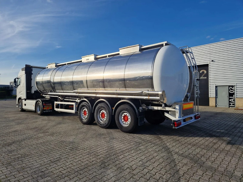 Feldbinder 38000 liter 3 kamer tankoplegger met CIP Leiding - Cisternový návěs: obrázek 2 Feldbinder 38000 liter 3 kamer tankoplegger met CIP Leiding - Cisternový návěs: obrázek 2