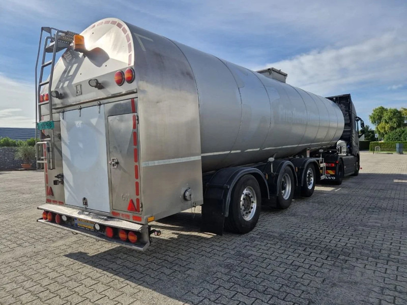 G.magyar 36000 liter geïsoleerde intra / melk tankoplegger met VSE Besturing en pomp - Cisternový návěs: obrázek 3 G.magyar 36000 liter geïsoleerde intra / melk tankoplegger met VSE Besturing en pomp - Cisternový návěs: obrázek 3
