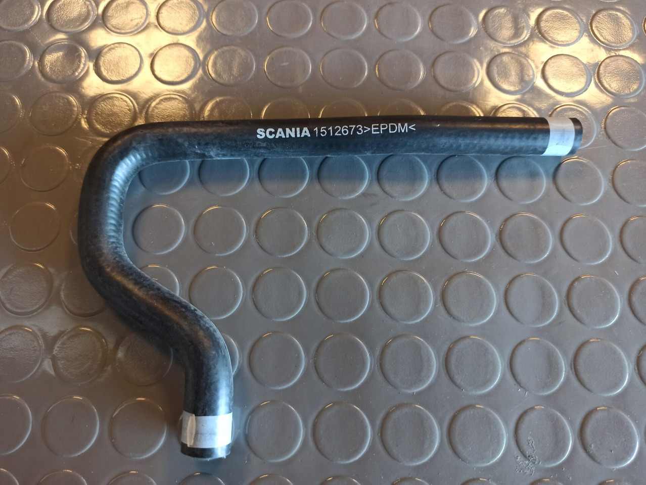 SCANIA HOSE 1512673 - Motor a díly pro Nákladní auto: obrázek 1 SCANIA HOSE 1512673 - Motor a díly pro Nákladní auto: obrázek 1