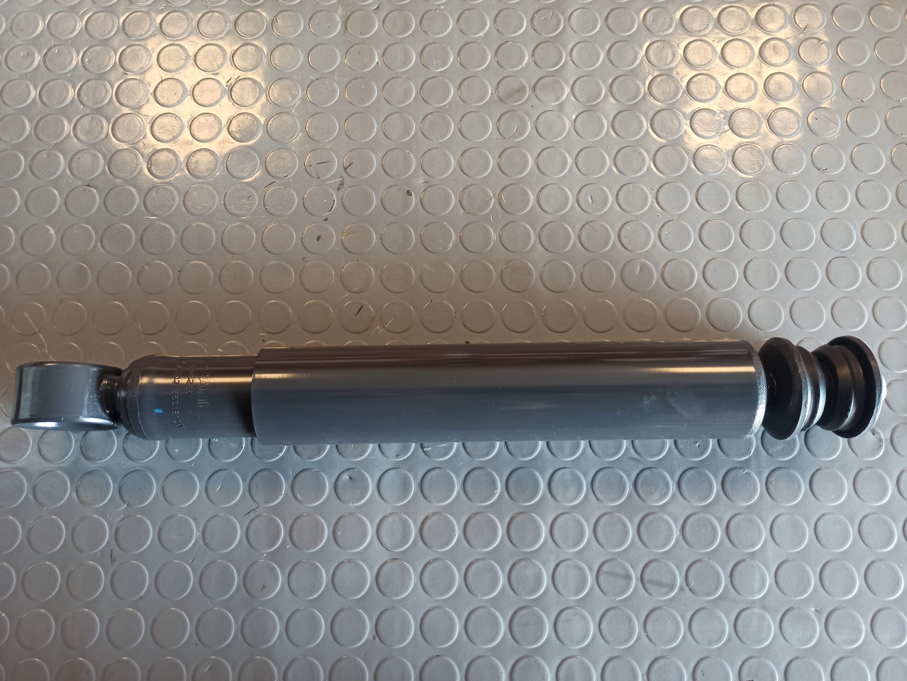 SCANIA SHOCK ABSORBER - 1868265 - Tlumiče pro Nákladní auto: obrázek 1 SCANIA SHOCK ABSORBER - 1868265 - Tlumiče pro Nákladní auto: obrázek 1