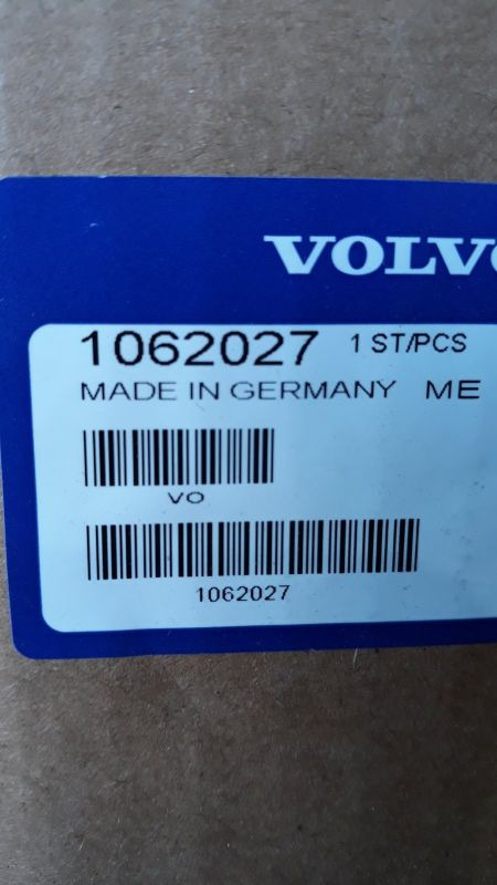 VOLVO STEERING WHEEL 1062027 - Volant pro Nákladní auto: obrázek 2 VOLVO STEERING WHEEL 1062027 - Volant pro Nákladní auto: obrázek 2