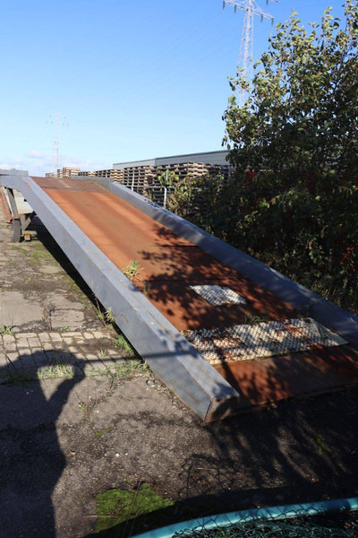 AP - Přívěs plato/ Valník: obrázek 4 AP - Přívěs plato/ Valník: obrázek 4