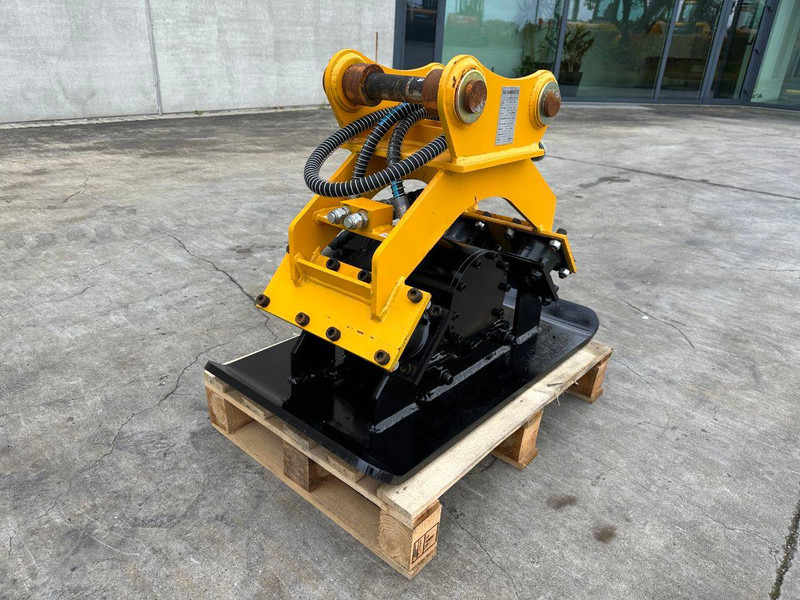 BLK BLK/04 - Vibrační deska: obrázek 2 BLK BLK/04 - Vibrační deska: obrázek 2