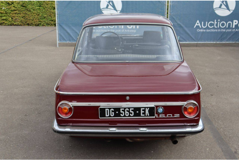 BMW 1602 - Sedan: obrázek 5 BMW 1602 - Sedan: obrázek 5