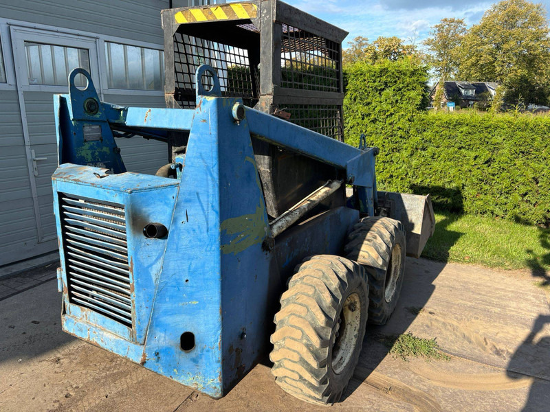 Bobcat 825 - Kolový nakladač: obrázek 3 Bobcat 825 - Kolový nakladač: obrázek 3