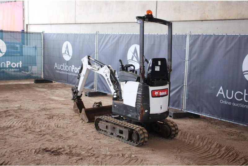 Bobcat E10Z - Mini rýpadlo: obrázek 3 Bobcat E10Z - Mini rýpadlo: obrázek 3