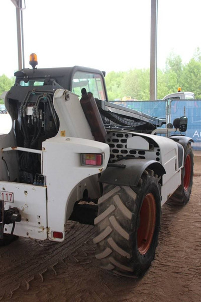 Bobcat T3093S - Teleskopický manipulátor: obrázek 5 Bobcat T3093S - Teleskopický manipulátor: obrázek 5