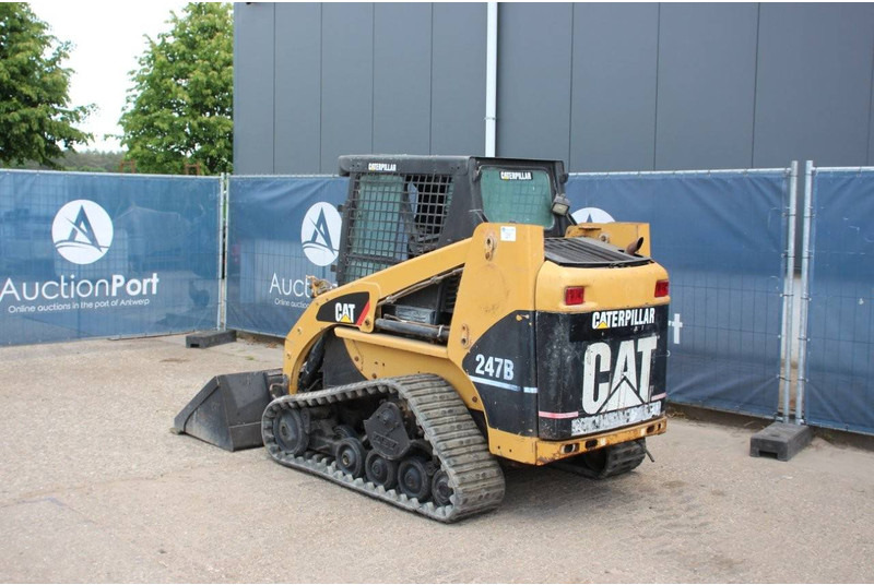 Caterpillar 247B - Pásový nakladač: obrázek 3 Caterpillar 247B - Pásový nakladač: obrázek 3