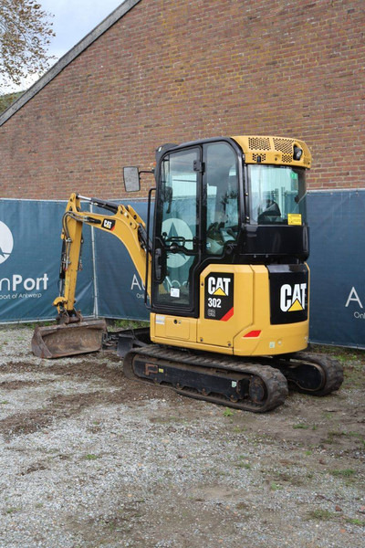 Caterpillar 302 CR - Pásové rýpadlo: obrázek 4 Caterpillar 302 CR - Pásové rýpadlo: obrázek 4