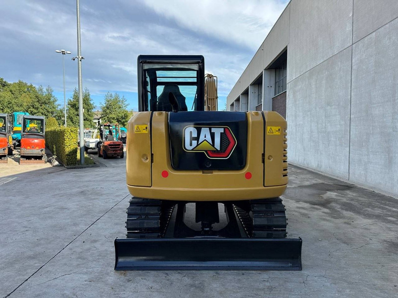 Caterpillar 305.5E2 - Pásové rýpadlo: obrázek 5 Caterpillar 305.5E2 - Pásové rýpadlo: obrázek 5