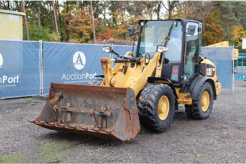 Kolový nakladač Caterpillar 906H: obrázek 9