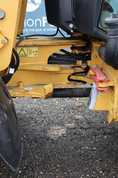 Kolový nakladač Caterpillar 906H: obrázek 19