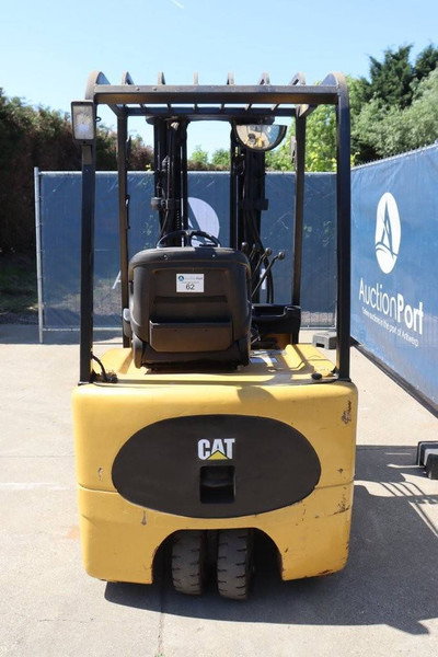 Caterpillar EP16KT - Elektrický vysokozdvižný vozík: obrázek 4 Caterpillar EP16KT - Elektrický vysokozdvižný vozík: obrázek 4