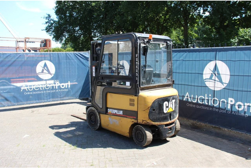 Caterpillar EP25K-PAC - Elektrický vysokozdvižný vozík: obrázek 3 Caterpillar EP25K-PAC - Elektrický vysokozdvižný vozík: obrázek 3