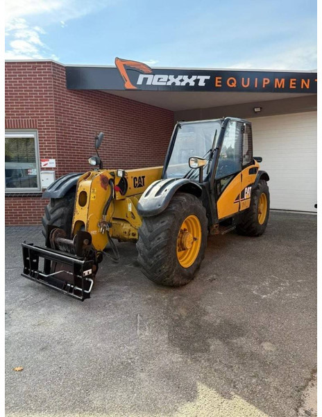 Caterpillar TH330B - Teleskopický manipulátor: obrázek 1 Caterpillar TH330B - Teleskopický manipulátor: obrázek 1