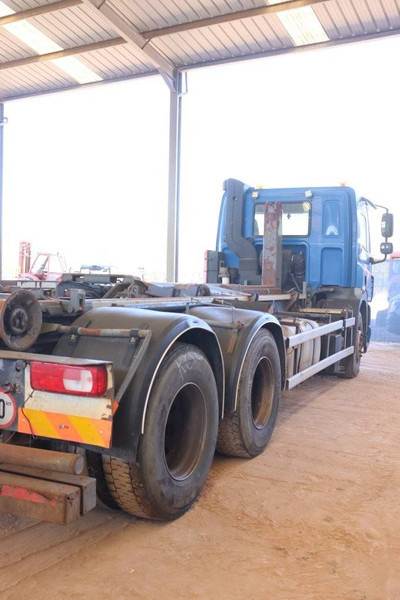 DAF CF85.360 - Hákový nosič kontejnerů: obrázek 5 DAF CF85.360 - Hákový nosič kontejnerů: obrázek 5