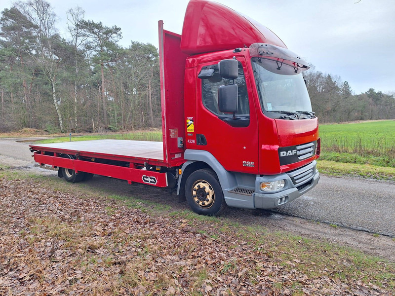 DAF LF45 - Nákladní automobil valníkový/ Plošinový: obrázek 2 DAF LF45 - Nákladní automobil valníkový/ Plošinový: obrázek 2