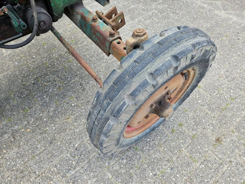Deutz D30 - Traktor: obrázek 5 Deutz D30 - Traktor: obrázek 5