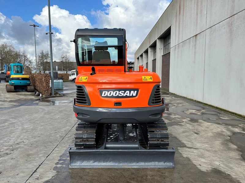 Doosan DX55-9C - Pásové rýpadlo: obrázek 5 Doosan DX55-9C - Pásové rýpadlo: obrázek 5