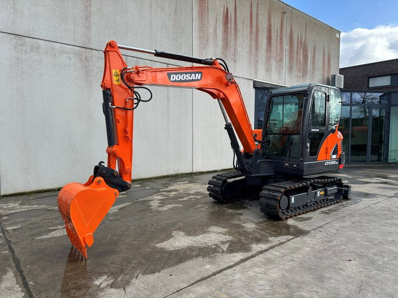 Doosan DX55-9C - Pásové rýpadlo: obrázek 1 Doosan DX55-9C - Pásové rýpadlo: obrázek 1