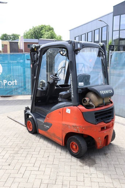Fenwick-Linde H16T-01 - Plynový vysokozdvižný vozík: obrázek 4 Fenwick-Linde H16T-01 - Plynový vysokozdvižný vozík: obrázek 4