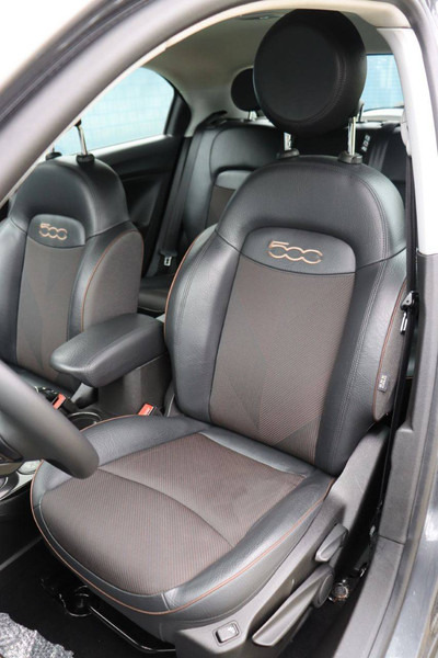 Sedan Fiat 500X: obrázek 19