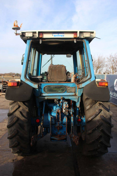 Ford 5110 - Traktor: obrázek 4 Ford 5110 - Traktor: obrázek 4