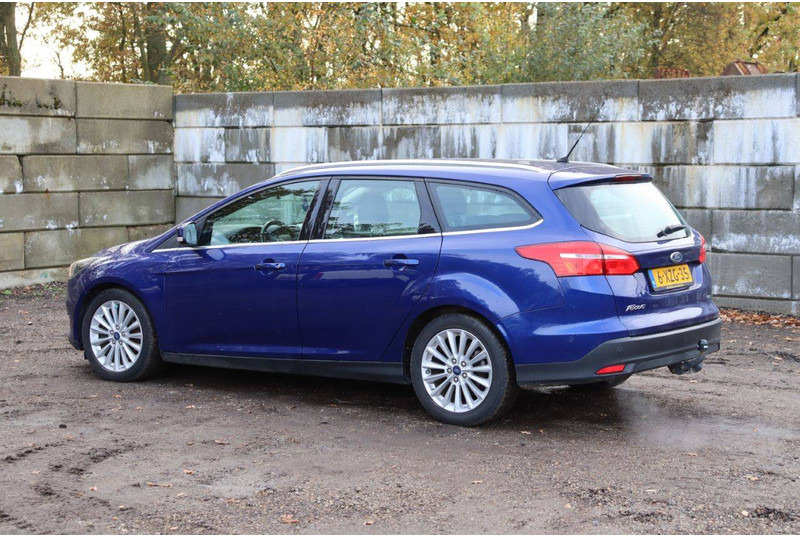 Ford Focus - Sedan: obrázek 3 Ford Focus - Sedan: obrázek 3