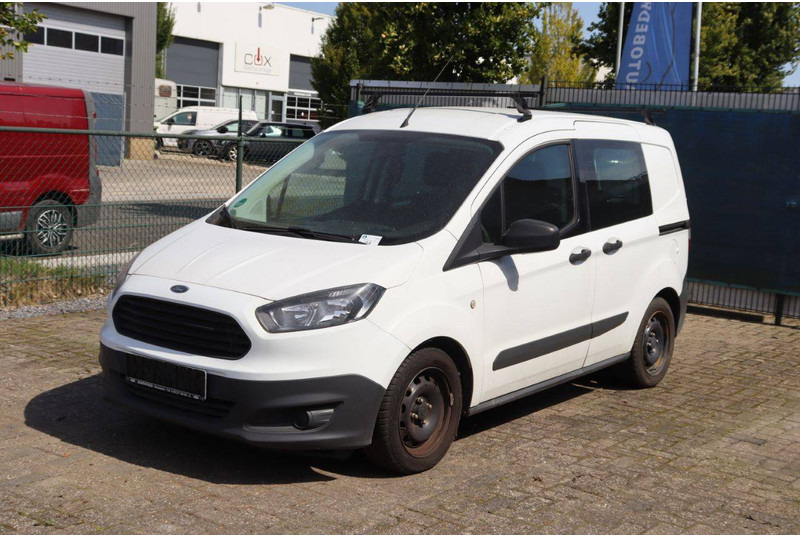 Furgon Ford Transit Courier: obrázek 8