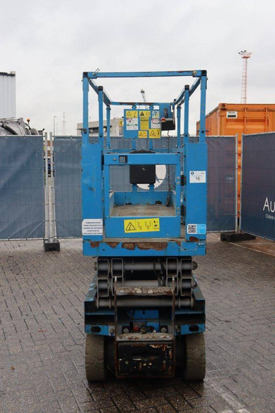 Genie GS-2032 - Nůžková plošina: obrázek 4 Genie GS-2032 - Nůžková plošina: obrázek 4