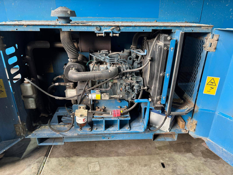 Nůžková plošina Genie GS-4069: obrázek 15