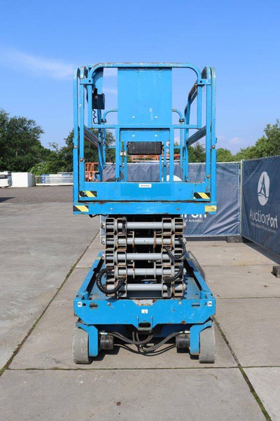 Genie GS4047 - Nůžková plošina: obrázek 5 Genie GS4047 - Nůžková plošina: obrázek 5