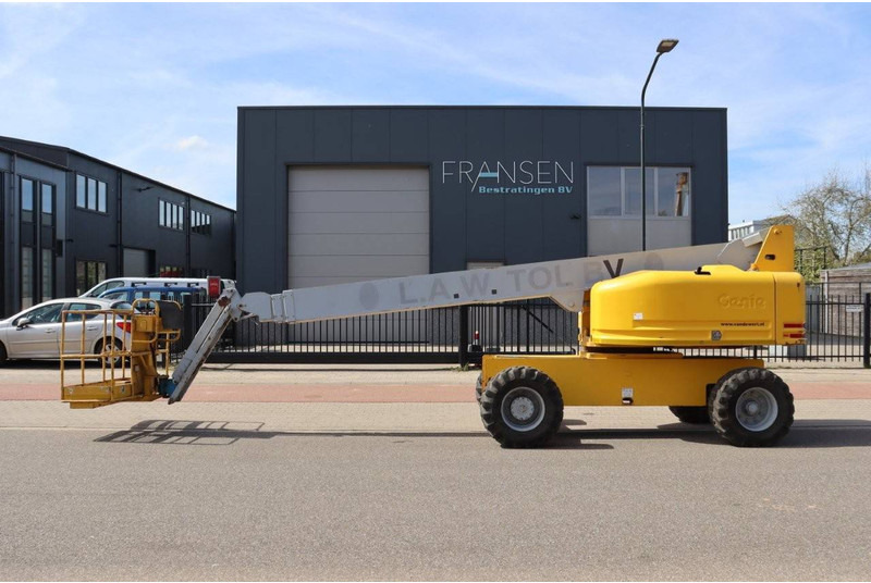 Genie S-65 - Teleskopická plošina: obrázek 2 Genie S-65 - Teleskopická plošina: obrázek 2