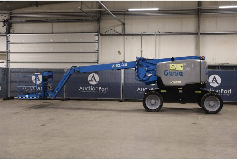 Genie Z-62/40 - Kloubová plošina: obrázek 3 Genie Z-62/40 - Kloubová plošina: obrázek 3