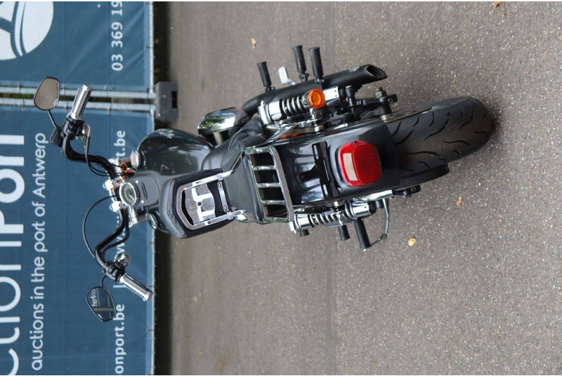 Harley-Davidson Dyna Street Bob - Motocykl: obrázek 5 Harley-Davidson Dyna Street Bob - Motocykl: obrázek 5