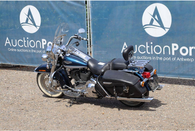 Harley-Davidson Road King - Motocykl: obrázek 3 Harley-Davidson Road King - Motocykl: obrázek 3