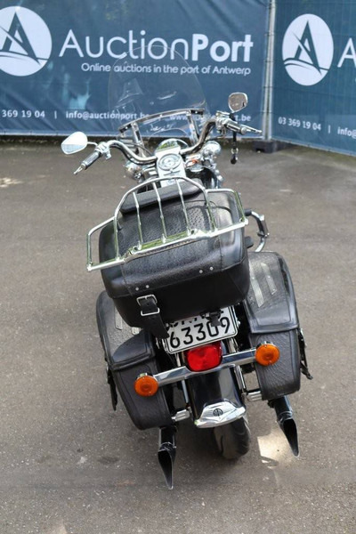Harley-Davidson Road King Classic - Motocykl: obrázek 5 Harley-Davidson Road King Classic - Motocykl: obrázek 5