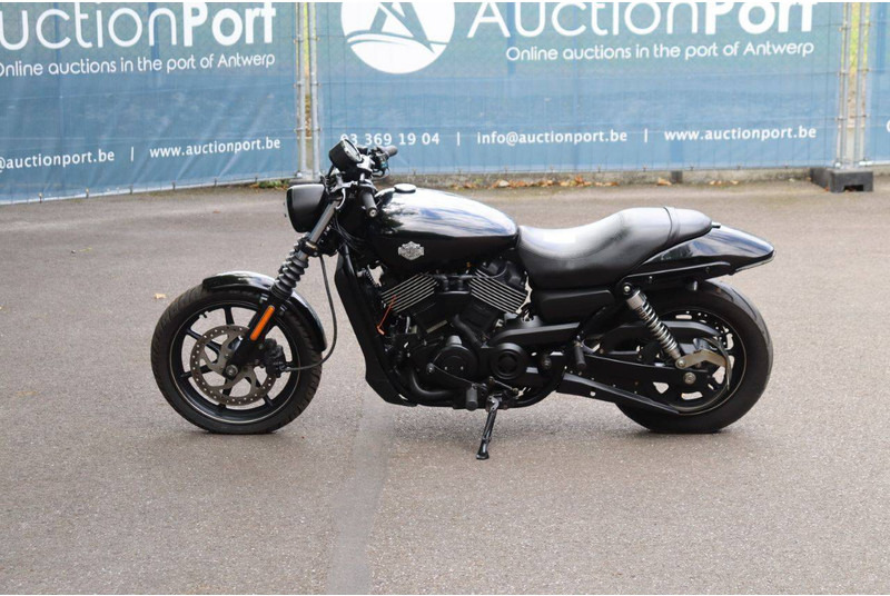 Harley-Davidson Street - Motocykl: obrázek 2 Harley-Davidson Street - Motocykl: obrázek 2