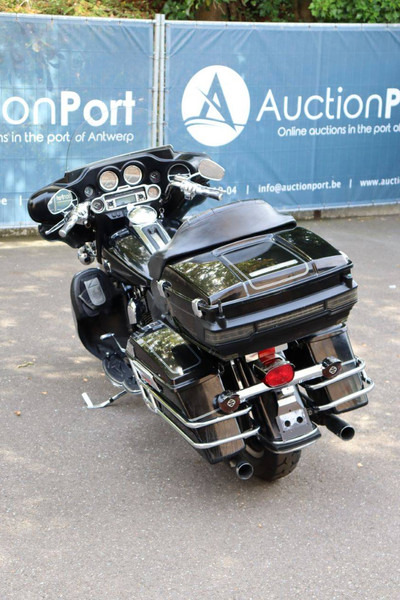 Harley-Davidson Ultra Classic - Motocykl: obrázek 4 Harley-Davidson Ultra Classic - Motocykl: obrázek 4