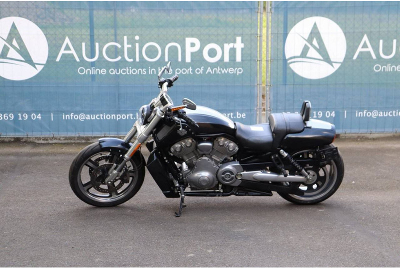 Harley-Davidson V-ROD Muscle - Motocykl: obrázek 1 Harley-Davidson V-ROD Muscle - Motocykl: obrázek 1