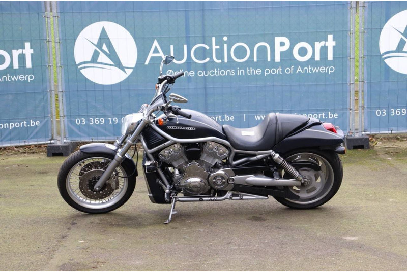 Harley-Davidson V-Rod VRSC - Motocykl: obrázek 2 Harley-Davidson V-Rod VRSC - Motocykl: obrázek 2