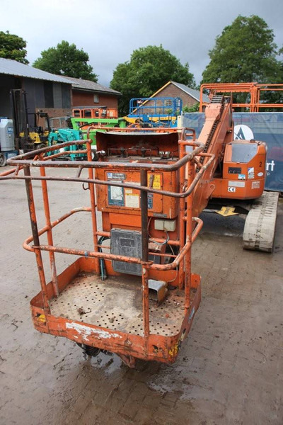 Hitachi HX99B - Teleskopická plošina: obrázek 5 Hitachi HX99B - Teleskopická plošina: obrázek 5